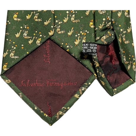 MADE IN ITALY製 Salvatore Ferragamo アヒル柄シルクネクタイ グリーン