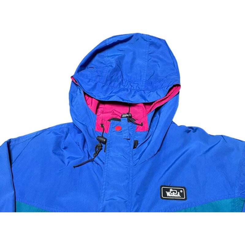 WOOLRICH マウンテンナイロンジャケット ブルー Mサイズ WOOLRICH マウンテンナイロンジャケット ブルー Mサイズ