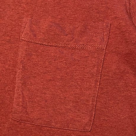nudie jeans 無地ポケット付きオーガニックコットンTシャツ バーガンディ XSサイズ