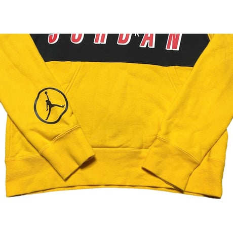 AIR JORDAN オーバーサイズロゴ入りプルオーバーパーカー イエロー×レッド Sサイズ