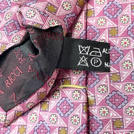 MADE IN FRANCE製 NINA RICCI 総柄シルクネクタイ ピンク