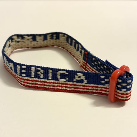 レア 当時物 WWJD 「GOD BLESS AMERICA」 星条旗 ブレスレット トリコロールカラー