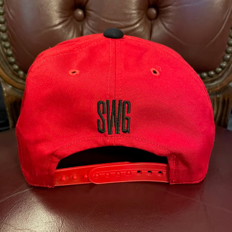 MADE IN JAPAN製 SWAGGER JESUS 刺繍入り スナップバックキャップ レッド×ブラック