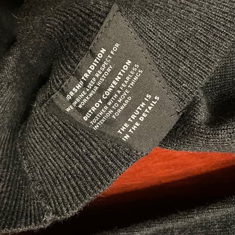 DENHAM クルーネックコットンセーター チャコールグレー 2サイズ