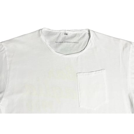 ★新品★ MADE IN ITALY製 MAGLIA 2024年SSモデル「BAR」ポケット付きバックプリントクルーネックTシャツ ホワイト S～Lサイズ