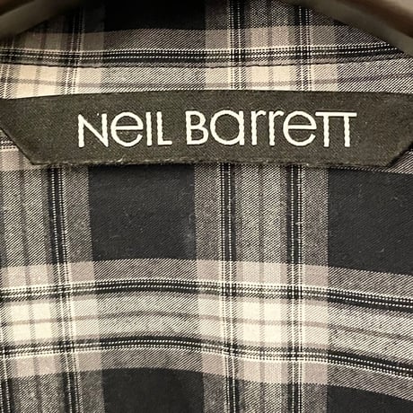 MADE IN ITALY製 NeIL BarreTT SLIM FIT 長袖チェック柄シャツ ブラック×ホワイト 38-15サイズ