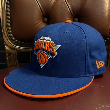 レア MADE IN USA製 NEW ERA × NBA NEW YORK KNICKS 59FIFTY ベースボールキャップ ブルー×オレンジ 7-3/8 58.7cm