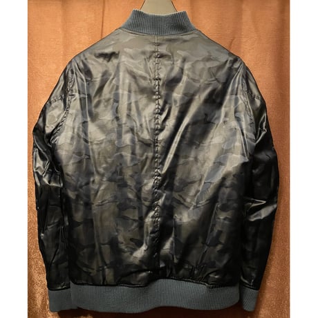 ▲訳あり商品▲ MADE IN JAPAN製 Libertad der baile リバーシブルMA-1ジャケット ネイビー×カモフラ柄 Mサイズ