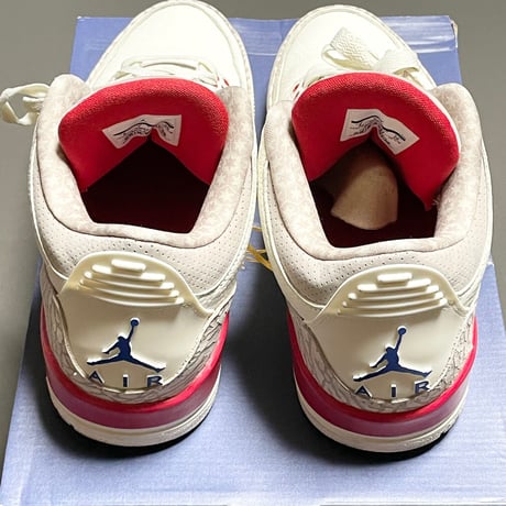 箱、黒タグ、納品書付き NIKE AIR JORDAN3 INTERNATIONAL FLIGHT スニーカー トリコロール US8/26cm