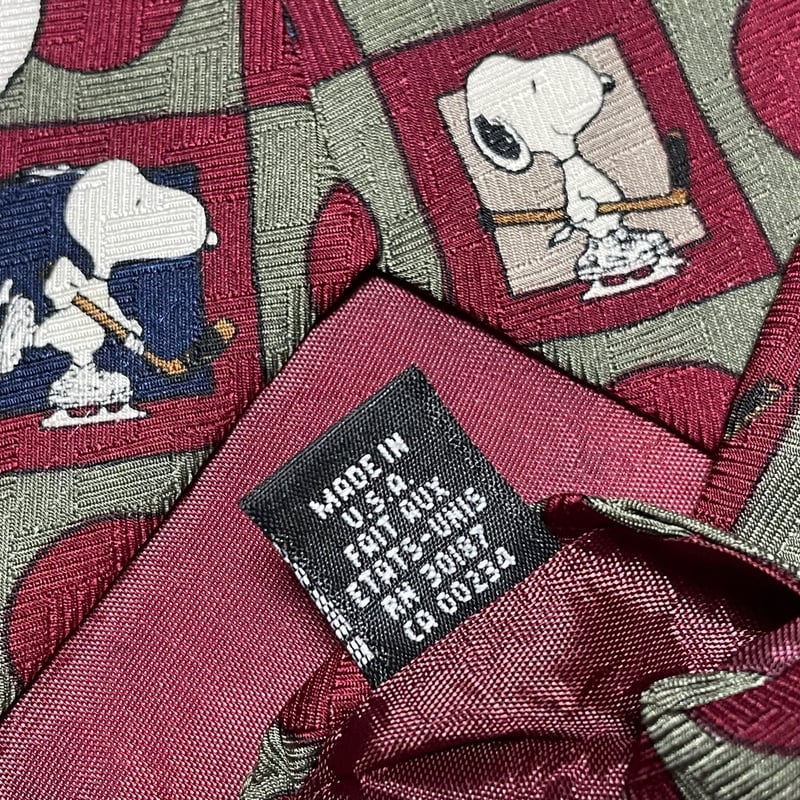 MADE IN USA製 VINTAGE PEANUTS SNOOPY シルクネクタイ エンジ