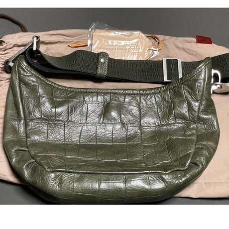 ▲訳あり商品▲ MADE IN JAPAN製 ANIARY レザーショルダーバッグ カーキ