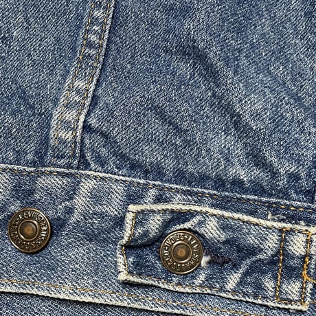 MADE IN USA製 LEVI'S デニムジャケット 70506-0216 ライトインディゴ 40Rサイズ
