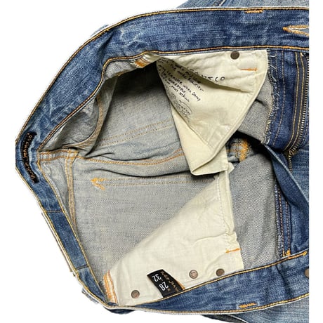 MADE IN ITALY製 Nudie Jeans デニムパンツ ライトインディゴ W28/L32サイズ