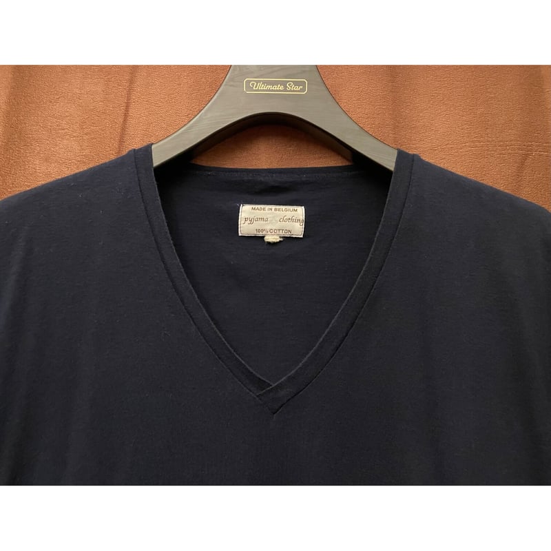MADE IN BELGIUM製 pyjama clothing VネックTシャツ ネイビー