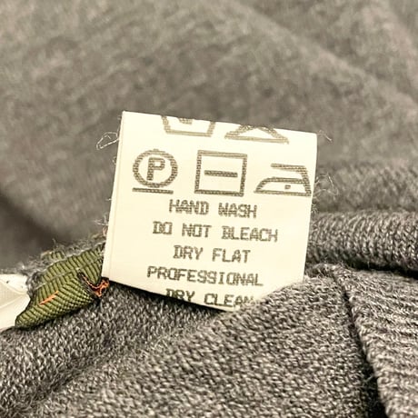 MADE IN ITALY製 Fabrizio Del Carlo per BARNEYS NEWYORK クルーネックヴァージンウールセーター チャコールグレー Sサイズ