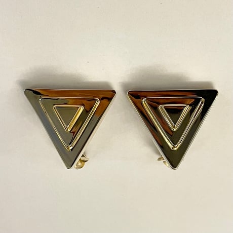 ピラミッド型ゴールドイヤリングセット ゴールド