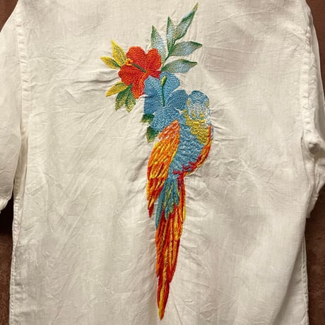 【TOMORROWLAND 取り扱い】 MADE IN ITALY製 120% lino バック刺繍入り半袖リネンシャツ ホワイト Sサイズ