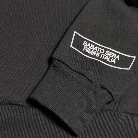 ★新品★ MADE IN ITALY製 MAGLIA 2025年AWモデル S-2814BW 「MAGLIA」 プリント入り 裏起毛 スムースプルオーバーパーカー ブラック M～XLサイズ