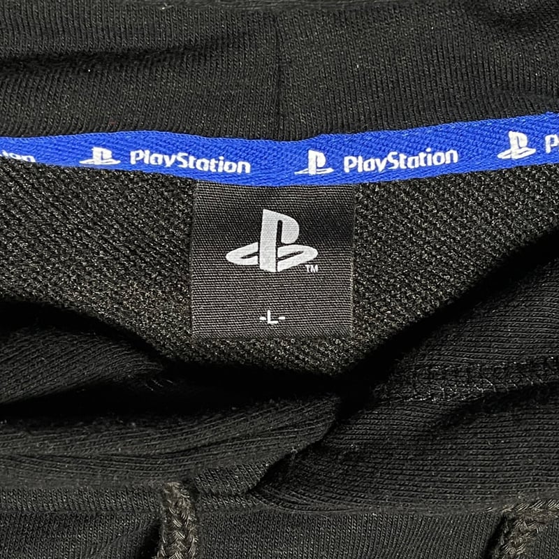 PlayStation ロゴプリントプルオーバーパーカー ブラック L