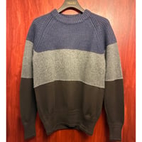 SIDE SLOPE ウールカシミヤシルク切り替え クルーネックセーター ネイビー×グレー×ブラウン 3サイズ
