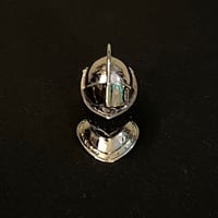 SWAGGER 甲冑西洋兜型ペンダントヘッド シルバー