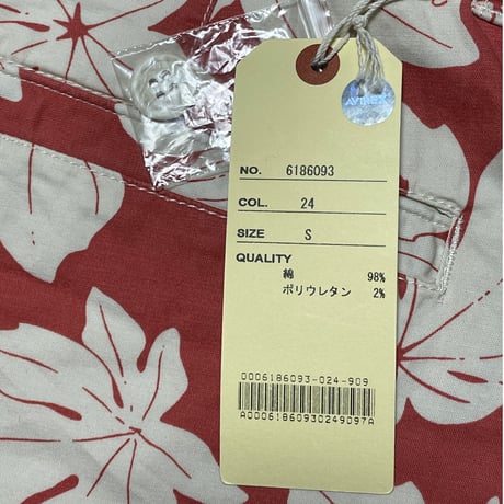 ☆タグ付き新古品☆ AVIREX 花柄ハーフパンツ レッド Sサイズ