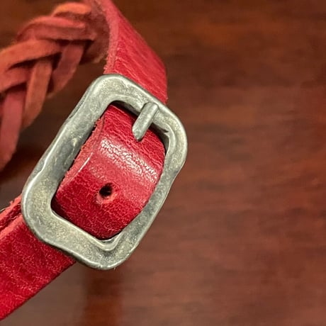 MADE IN ITALY製 IL BISONTE レザーブレスレット レッド