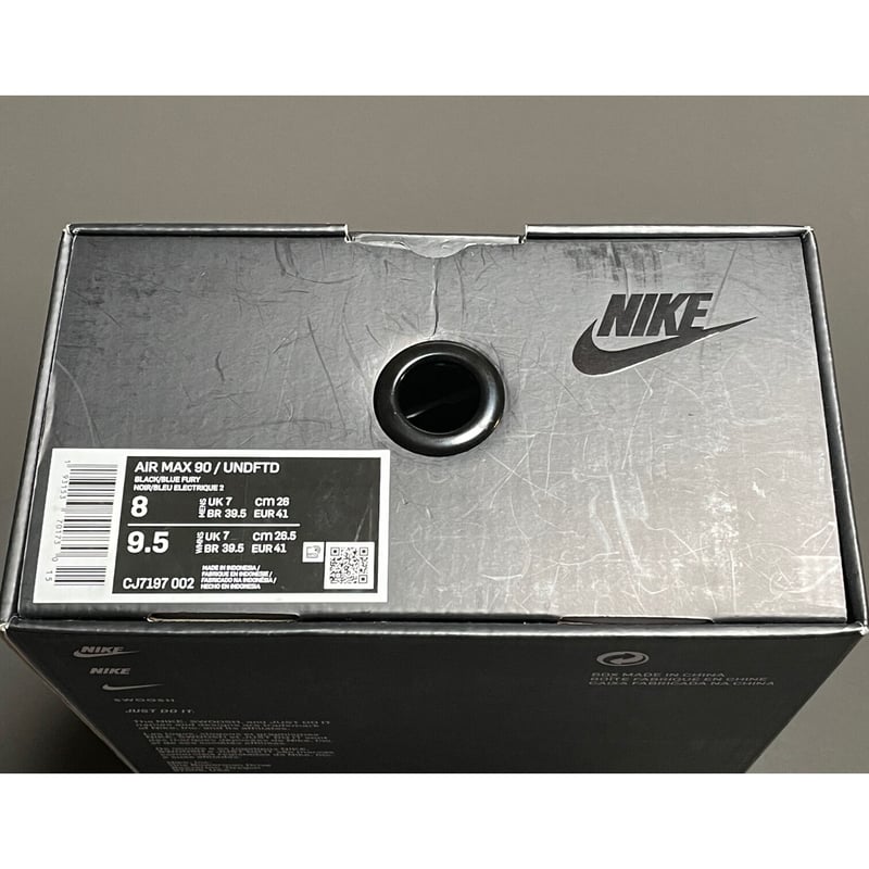 箱、黒タグ付き NIKE AIRMAX90×UNDEFEATED Wネームスニーカー ブラック
