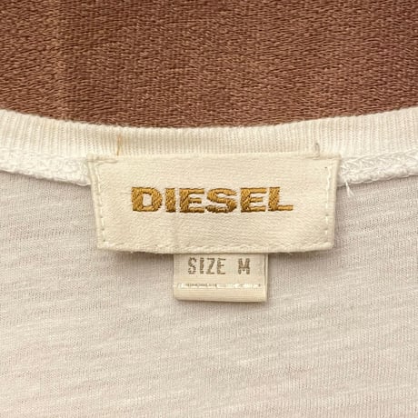 DIESEL VネックTシャツ アイボリー Mサイズ
