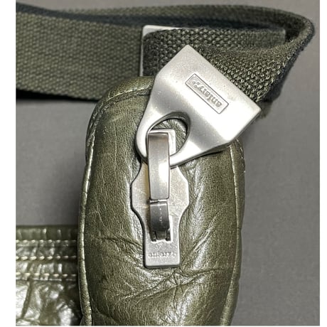 ▲訳あり商品▲ MADE IN JAPAN製 ANIARY レザーショルダーバッグ カーキ