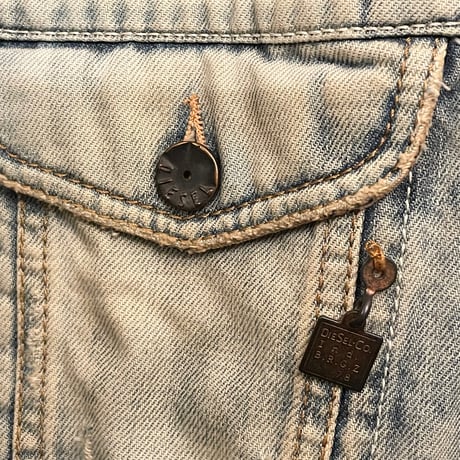 MADE IN ROMANIA製 Diesel Industry ダメージ加工デニムジャケット ライトインディゴ Mサイズ