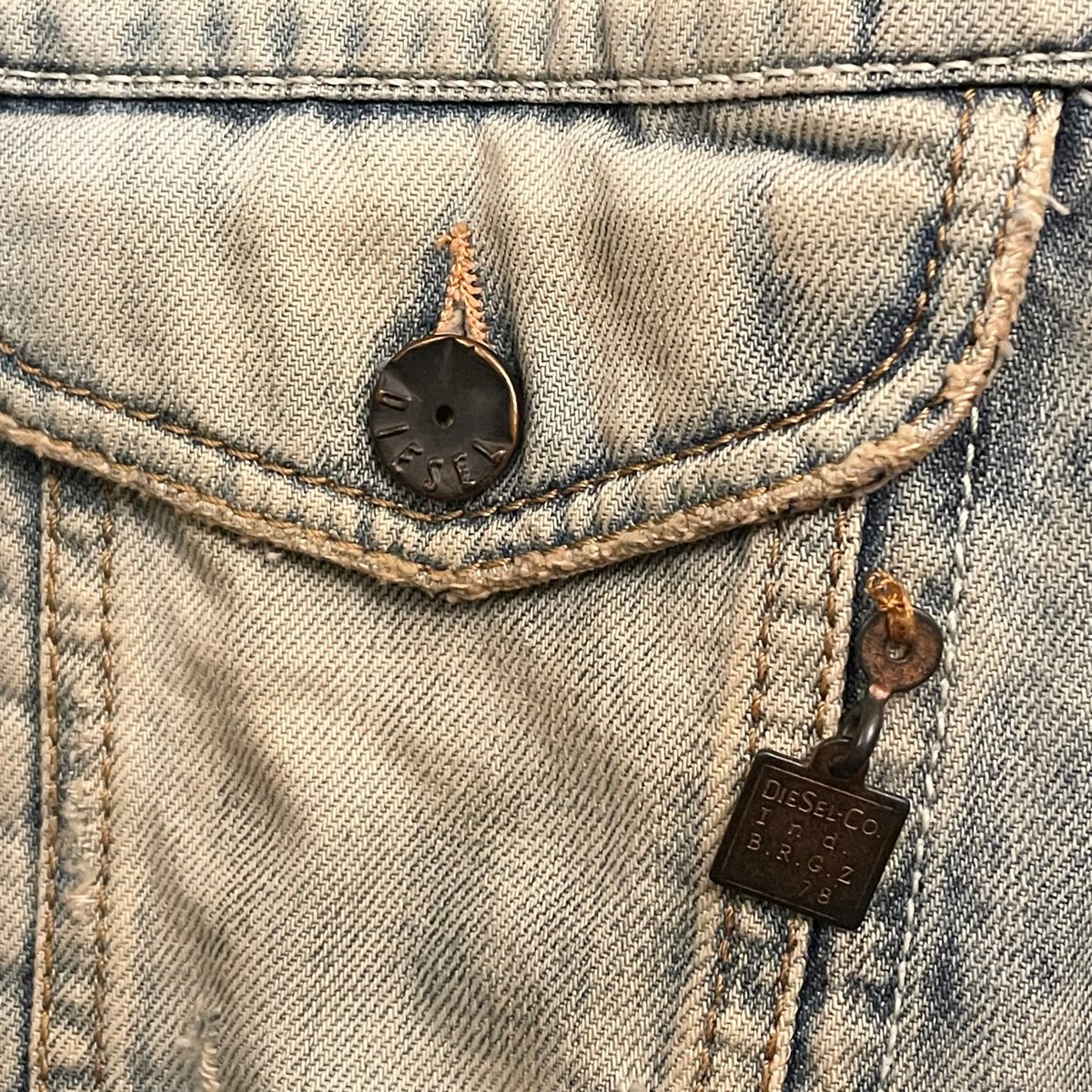 MADE IN ROMANIA製 Diesel Industry ダメージ加工デニム