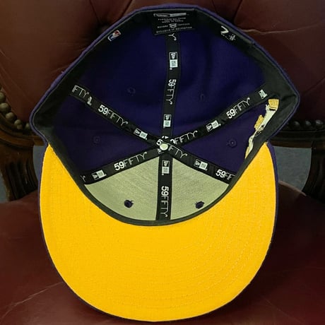 激レア NEW ERA × LOS ANGELES LAKERS KOBE BRYANTモデルベースボールキャップ パープル 7-3/8 58.7cm