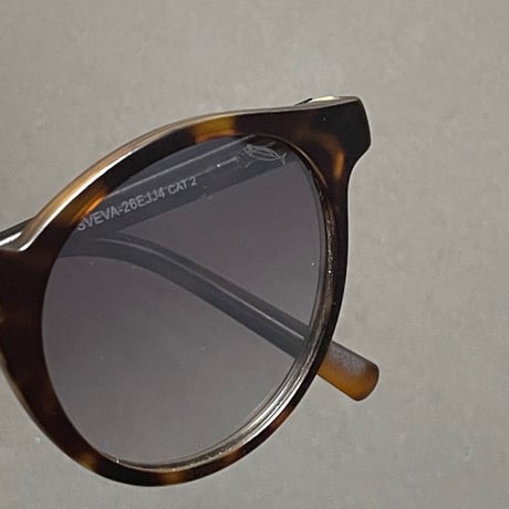 展示品渡し ★新品★ MADE IN ITALY製 SARAGHINA SVEVA 26-EJJ4 サングラス ダークブラウンべっ甲柄 ブラウンレンズ
