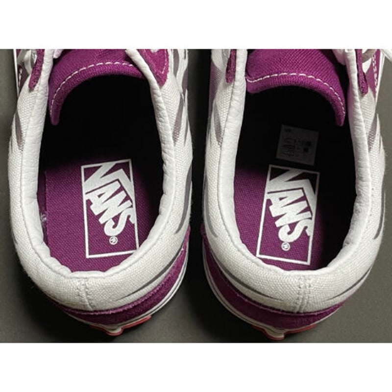 箱付き VANS OLD SKOOL ファイヤーパターンスニーカー パープル