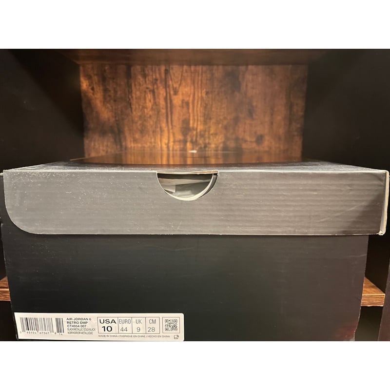 エアジョーダン６【新品・未使用品】【タグ付き・箱付き】 新品 14年製 NIKE AIR JORDAN 6 RETRO 