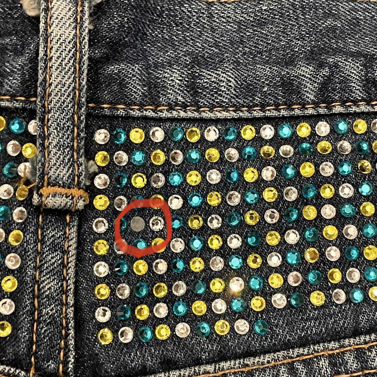 swagger スワッガー ラインストーンスキニーデニムパンツ スワッガー swagger フロントラインストーン デニムパンツ