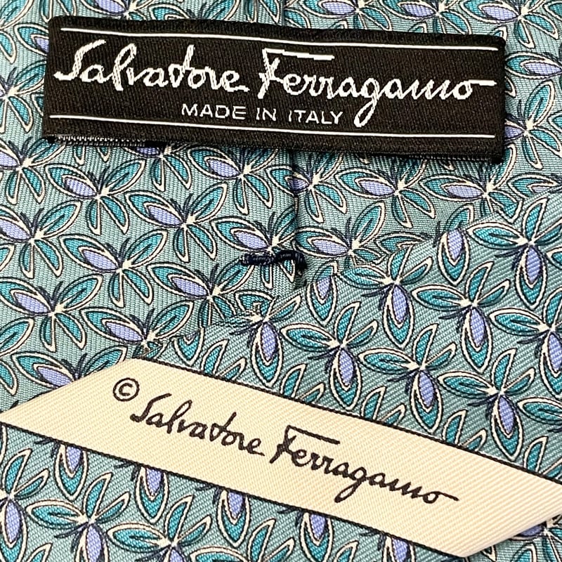MADE IN ITALY製 Salvatore Ferragamo 蝶柄シルクネクタイ グリ