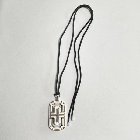 箱付き BVLGARI Necklace with parentesi pendant レザー×シルバー925コンビ チョーカーネックレス ホワイト×ブラック×シルバー
