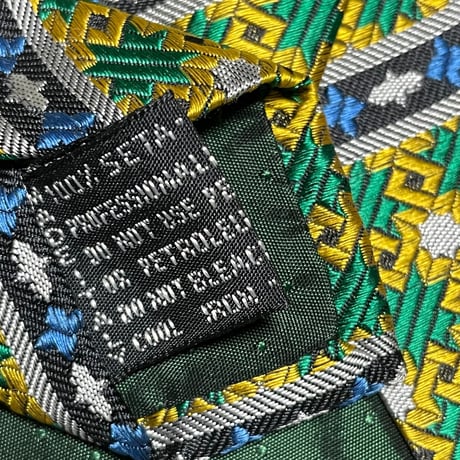 MADE IN ITALY製 GIANNI VERSACE ジャガード織りシルクネクタイ イエロ―×グリーン