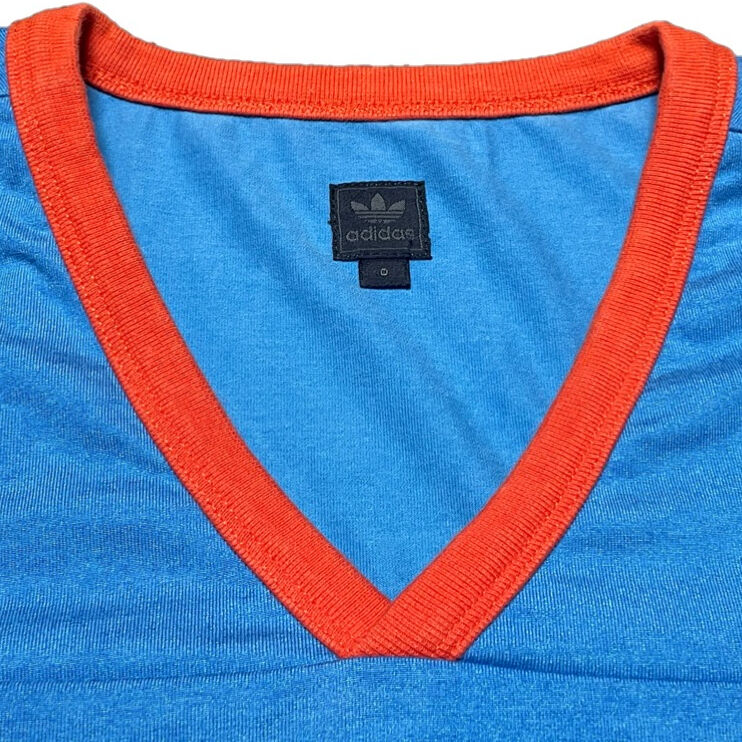 adidas フットボールシャツ型半袖Tシャツ ブルー Oサイズ