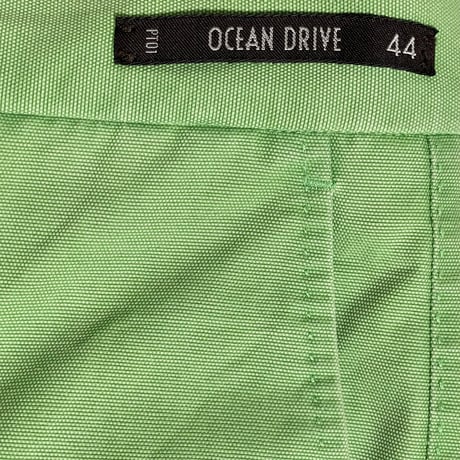 ▲訳あり商品▲ 【TOMORROWLAND 取り扱い】 MADE IN ROMANIA製 PT01 OCEAN DRIVE コットンカラースラックス グリーン 44サイズ