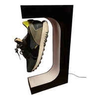 半額セール ★新古品★ Magnetic Levitating Shoe Display 4色ライト無重力浮遊シューズディスプレイ ブラック