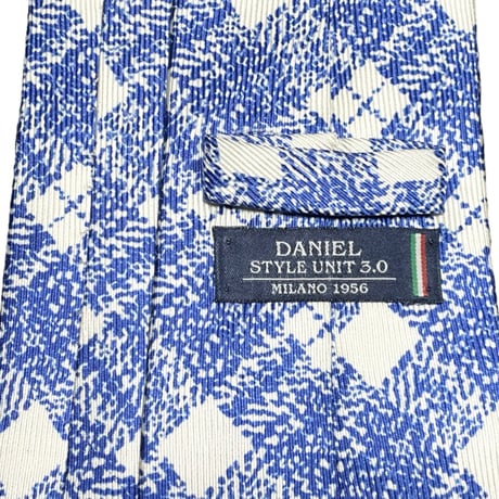 MADE IN ITALY製 DANIEL MILANO 1956 プリントシルクネクタイ ブルー