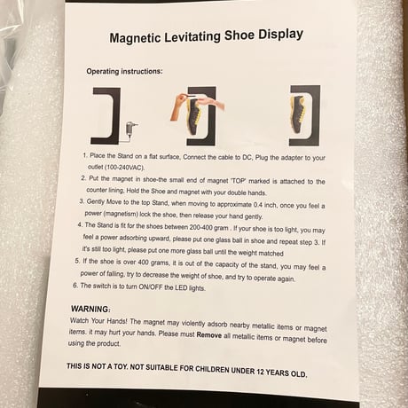 半額セール ★新古品★ Magnetic Levitating Shoe Display 4色ライト無重力浮遊シューズディスプレイ ホワイト