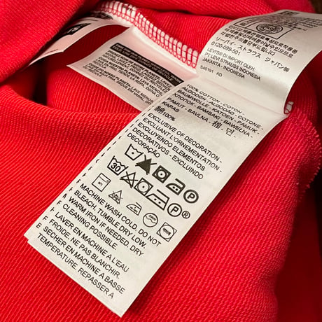 ☆タグ付き新古品☆ Levi's × SUPER MARIO コラボレーションプルオーバーパーカー レッド Mサイズ