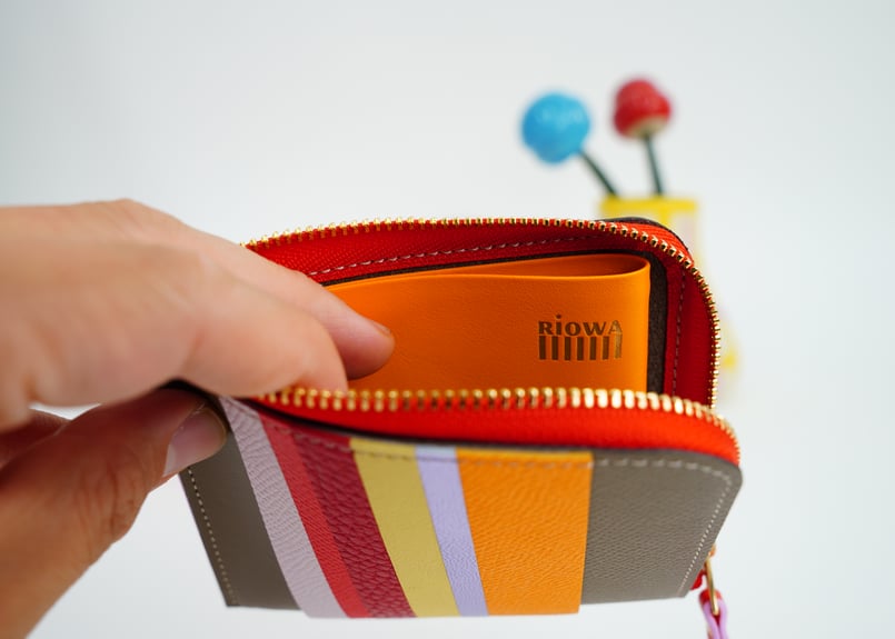 ☆専用☆RiOWA ショートウォレット ジップ付き財布 怪し 