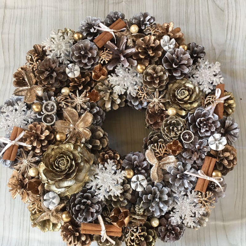 Noël xmas werath 冬の木の実や花々のリース Noël xmas werath 冬の木の実や花々のリース