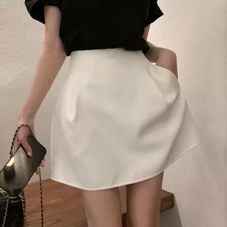 バックジッパー ポケットミニスカート 2色展開
