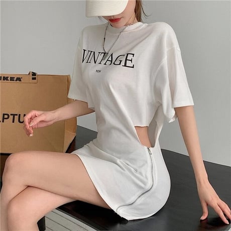 ウエストオープン ロゴオーバーTシャツ 2色展開